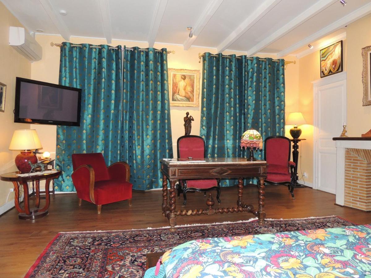 Le Jardin Des Cygnes Bed & Breakfast Pineuilh Exterior photo