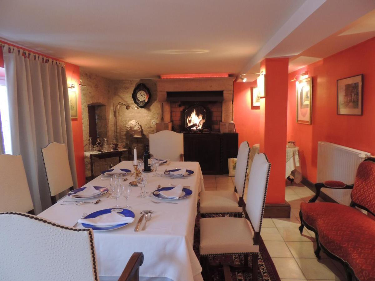 Le Jardin Des Cygnes Bed & Breakfast Pineuilh Exterior photo